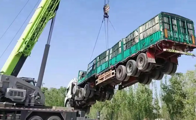 临澧道路脱困救援案例